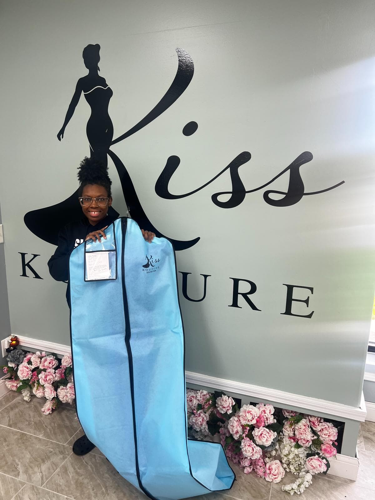 Have You Been Kissed gallery moment 12